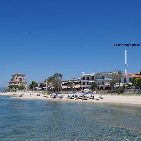 Seafront Centre Ouranoupoli Apartment Exterior photo