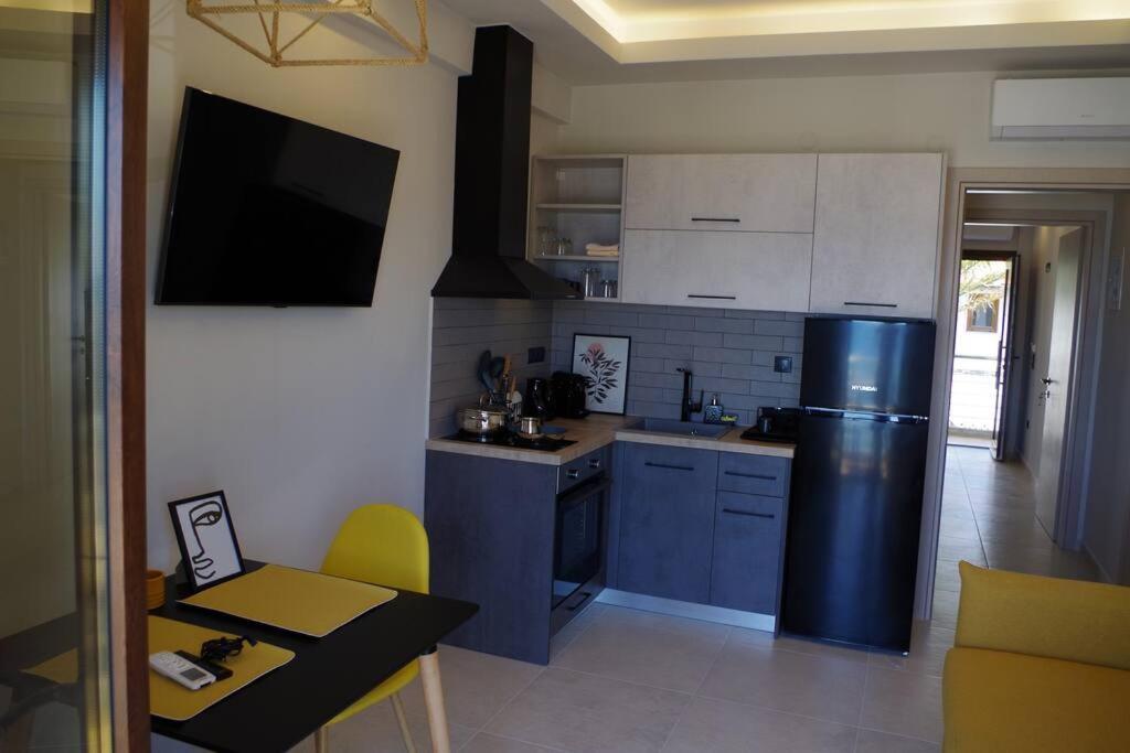 Seafront Centre Ouranoupoli Apartment Exterior photo
